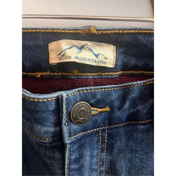Blue Mountain Fleece Lined Straight Leg Jeans sz 10 NWT - Picture 4 of 8